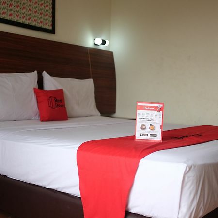 Reddoorz Plus Near Senen Jakarta Exterior photo